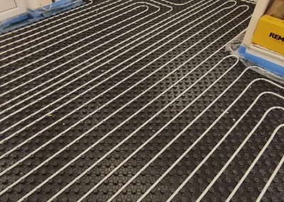 Ενδοδαπέδια θέρμανση σε οικία