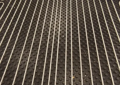 Ενδοδαπέδια θέρμανση σε οικία